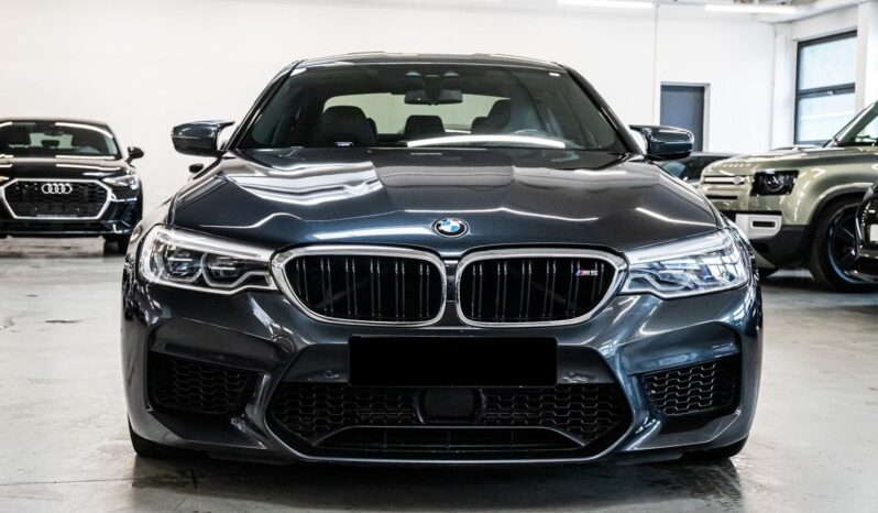 BMW M5 xDrive full