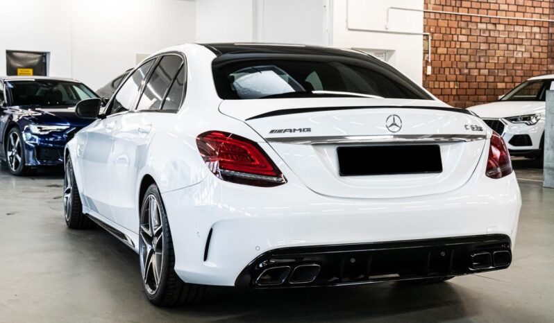 Mercedes Benz C63 AMG full