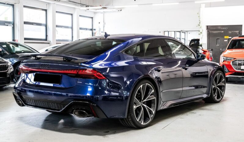 Audi RS7 full