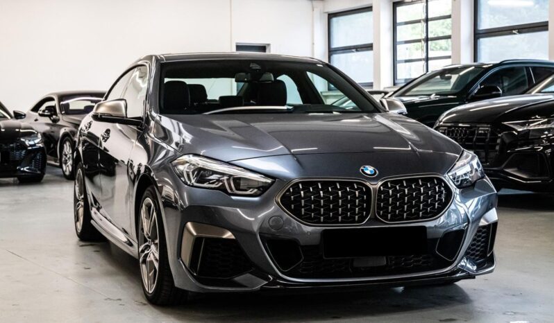 BMW M235i xDrive full