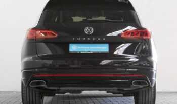 Volkswagen Touareg R-Line full