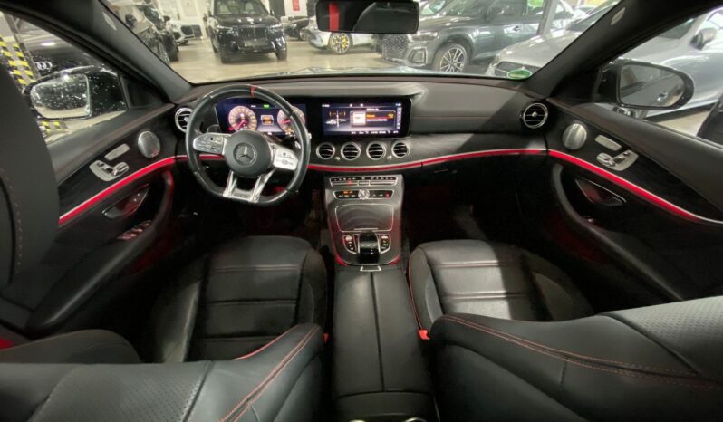 Mercedes-Benz E53 AMG full