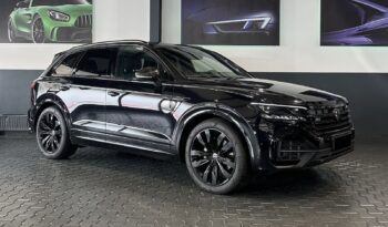 Volkswagen Touareg full