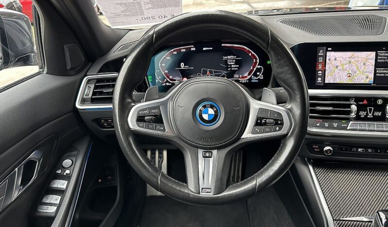 BMW 330e full