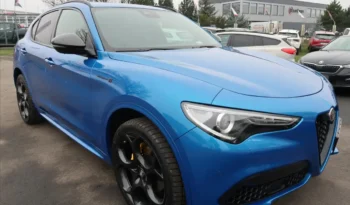 Alfa Romeo Stelvio full