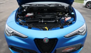 Alfa Romeo Stelvio full